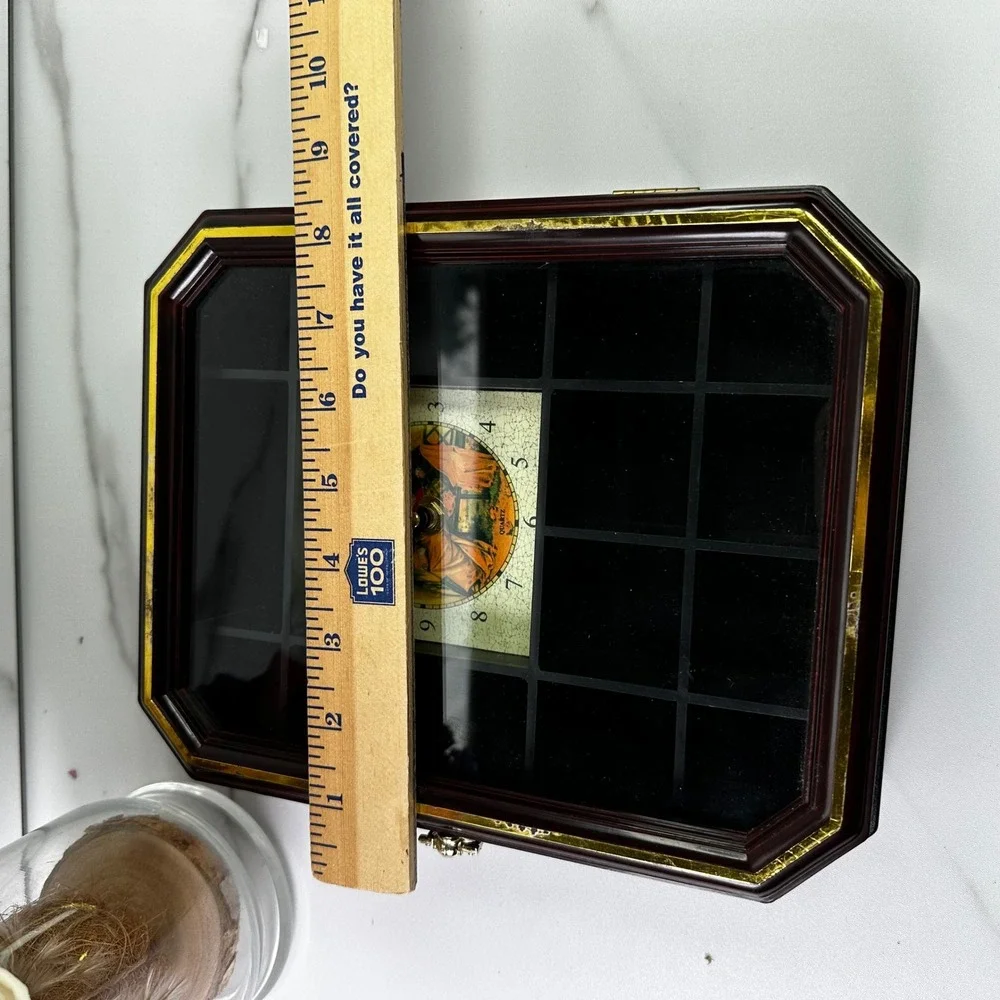 European‎ Classic Quartz Clock Display Case Shadow Box Mantel Decor Works
